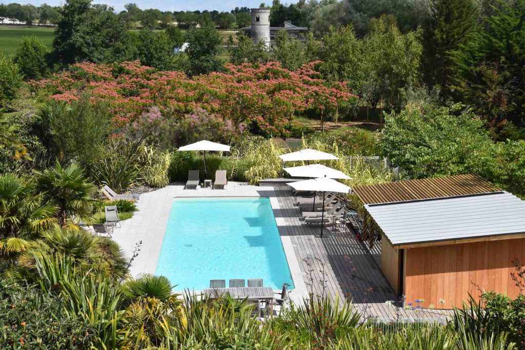 hotel piscine luxe gironde