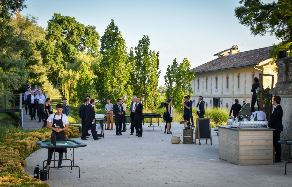 cadre-fonctionnel-exposition-collaborateurs-grattequina
